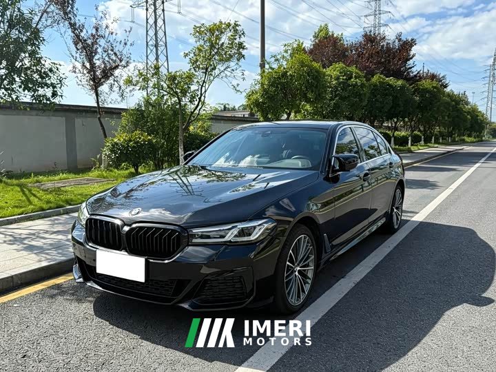 BMW 5 Series 2022 facelift 530Li leading M sports package