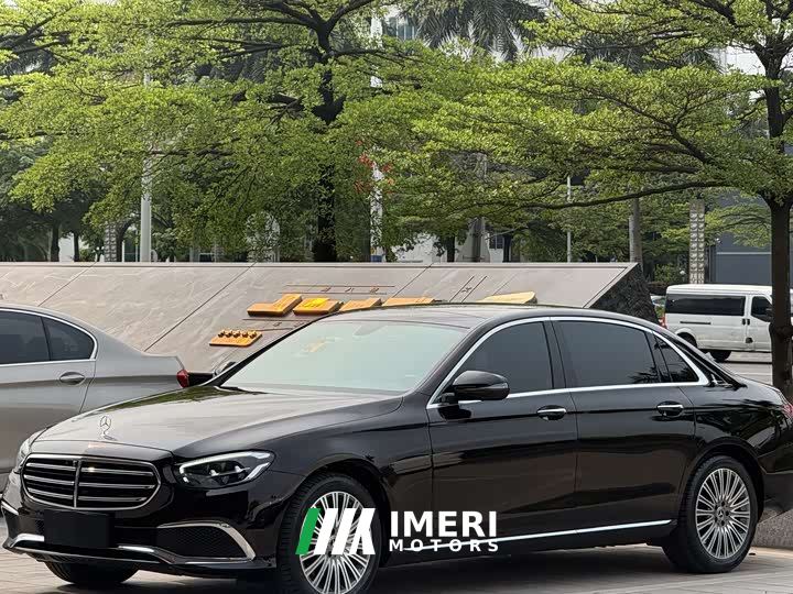 Mercedes-Benz E-Class Facelift E 300 L Sport Luxury