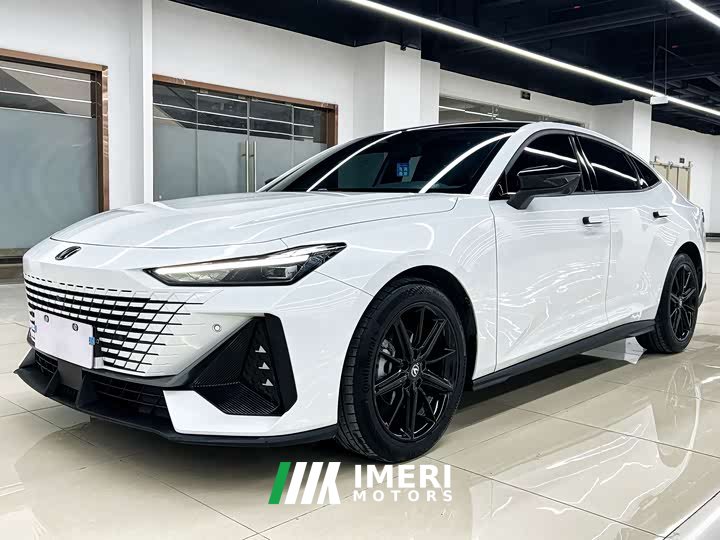 Changan UNI-V 1.5T Premium Version