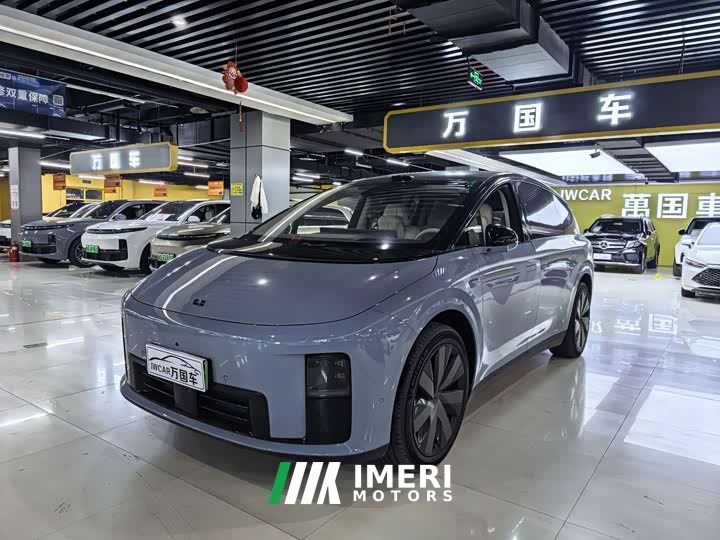 Li Auto i8 Edition