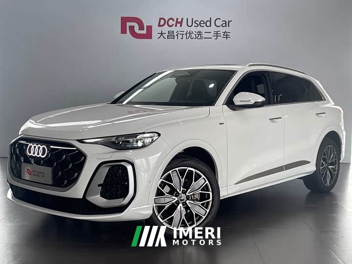 Audi Q5L 2.0T Luxury Version