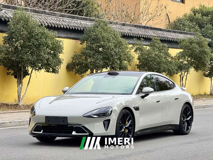 Xiaomi SU7 AWDUltra Long RangeSmart DriveMax Edition