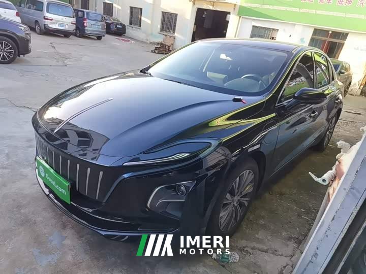 Hongqi E-QM5 431km Edition