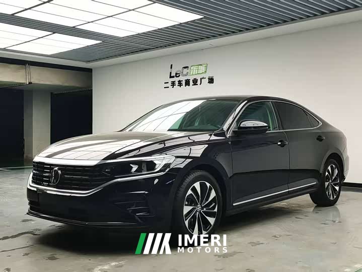 Volkswagen Passat 280TSI Elite