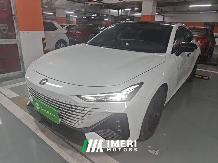Changan UNI-V 1.5T Premium Version
