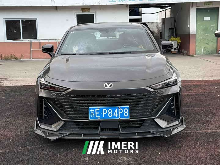 Changan UNI-V 1.5T Deluxe Version