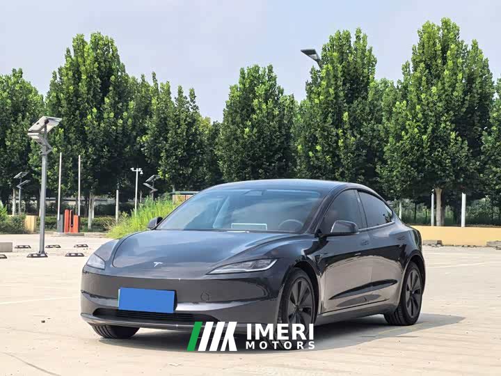 Tesla Model 3 Edition