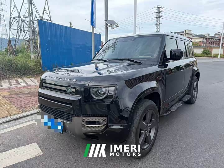 Land Rover Defender 110 3.0T P400 X-Dynamic HSE