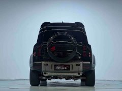 Land Rover Defender 2025 110 3.0T P400 X-Dynamic HSE - ფოტო 18