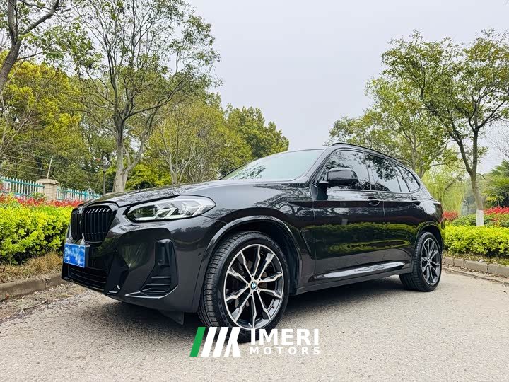 BMW X3 xDrive30i Premier M Night Package