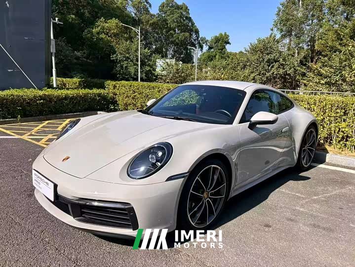 Porsche 911 Carrera 3.0T