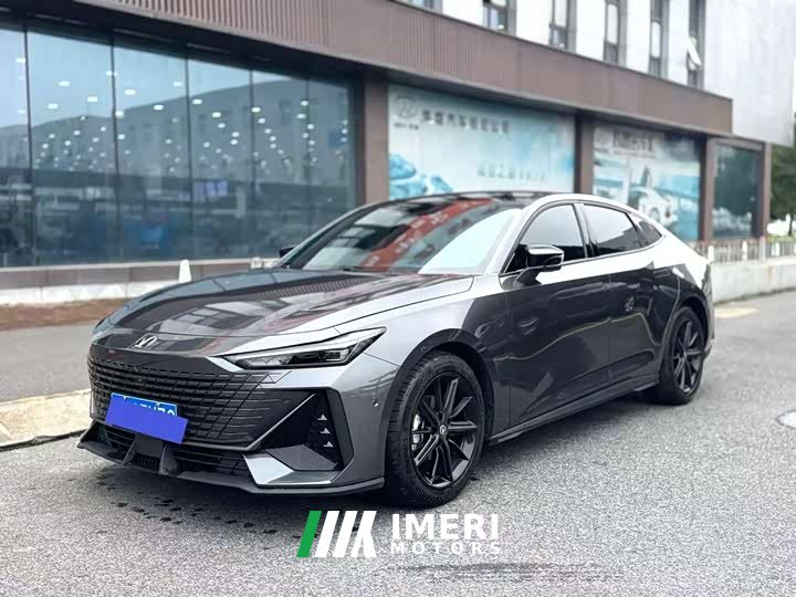 Changan UNI-V 1.5T Premium Version