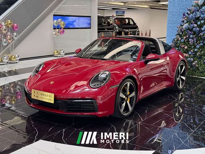 Porsche 911 Targa 4 3.0T