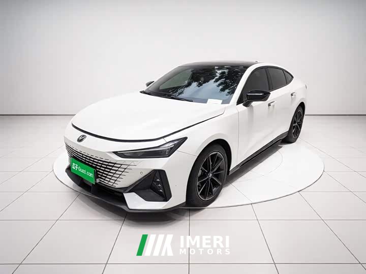 Changan UNI-V 1.5T Premium Version