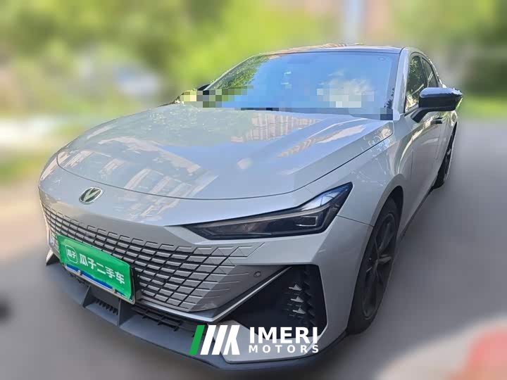 Changan UNI-V 1.5T Premium Version