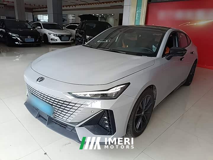 Changan UNI-V 1.5T Premium Version