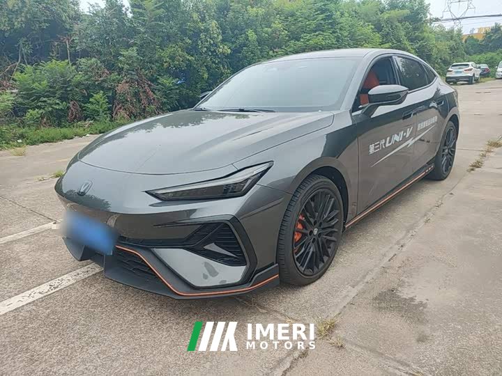 Changan UNI-V 2.0T Version