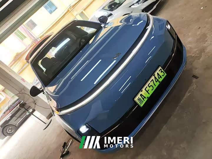 Li Auto L8 Pro