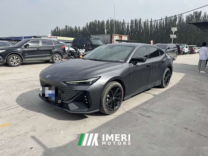 Changan UNI-V 1.5T Premium Version