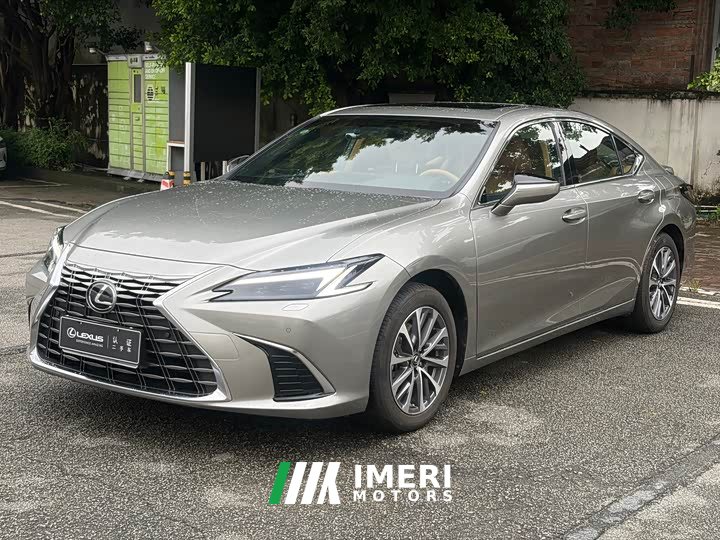 Lexus ES 300h Edition