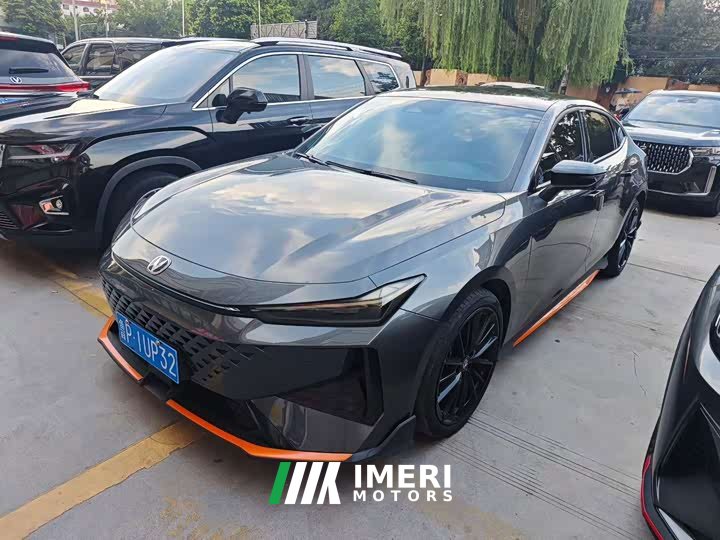 Changan UNI-V 1.5T Premium Version