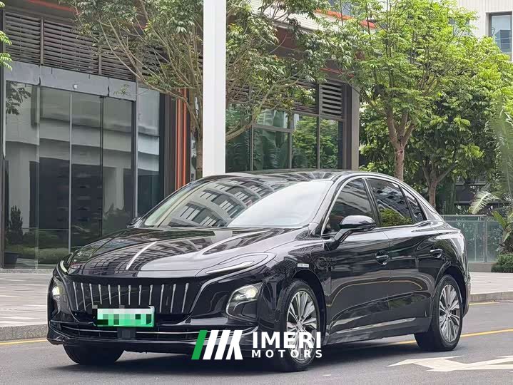Hongqi E-QM5 500km Edition
