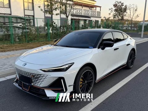 2022 UNI-V 2022 Model 1.5T Edition - ავტომობილი ჩინეთიდან