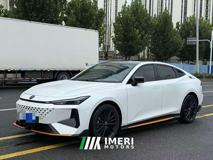 Changan UNI-V 1.5T 500BarPremium Version