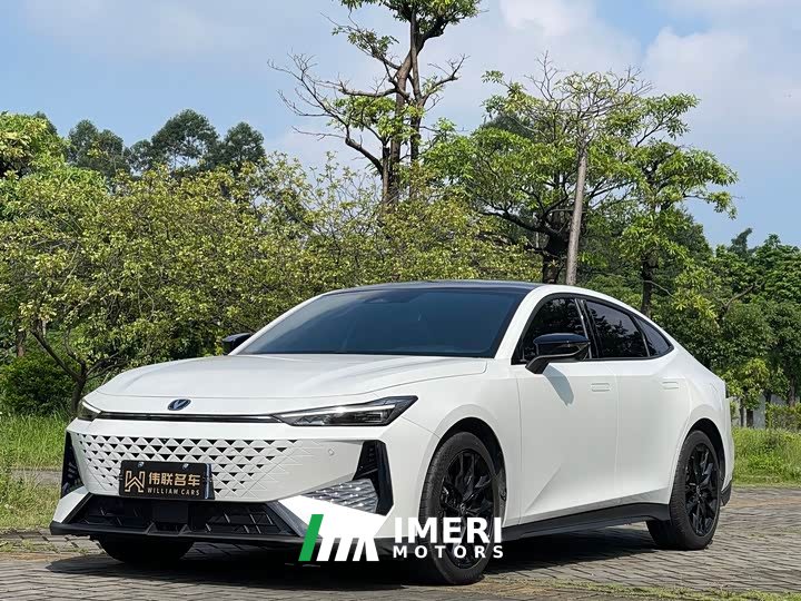 Changan UNI-V 1.5T Premium Version