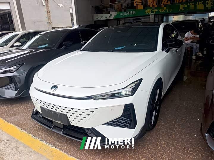 Changan UNI-V 1.5T Premium Version