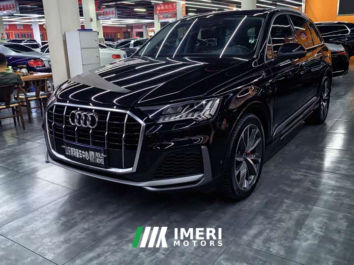 Audi Q7 55 TFSI quattro S line Version