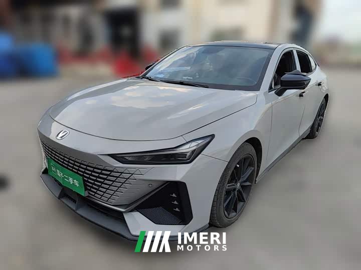 Changan UNI-V 1.5T Premium Version
