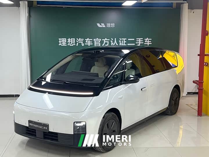 Li Auto MEGA Home Edition