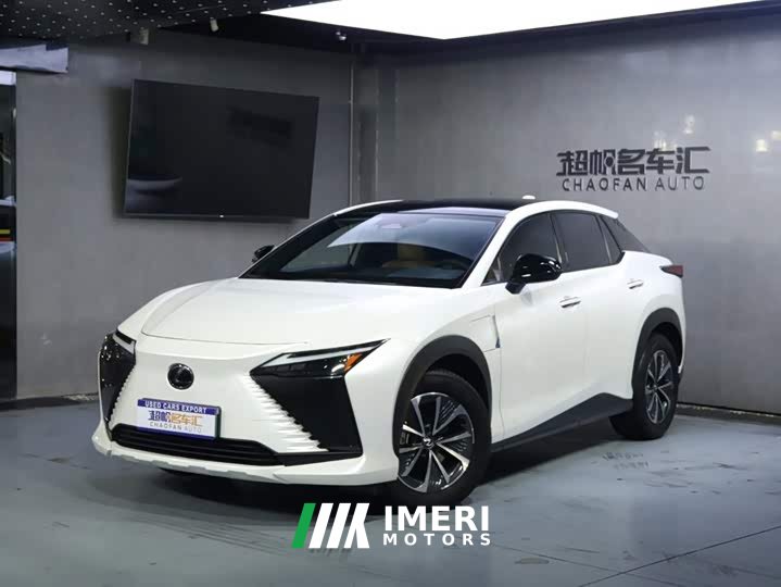 Lexus RZ 450e AWD Edition