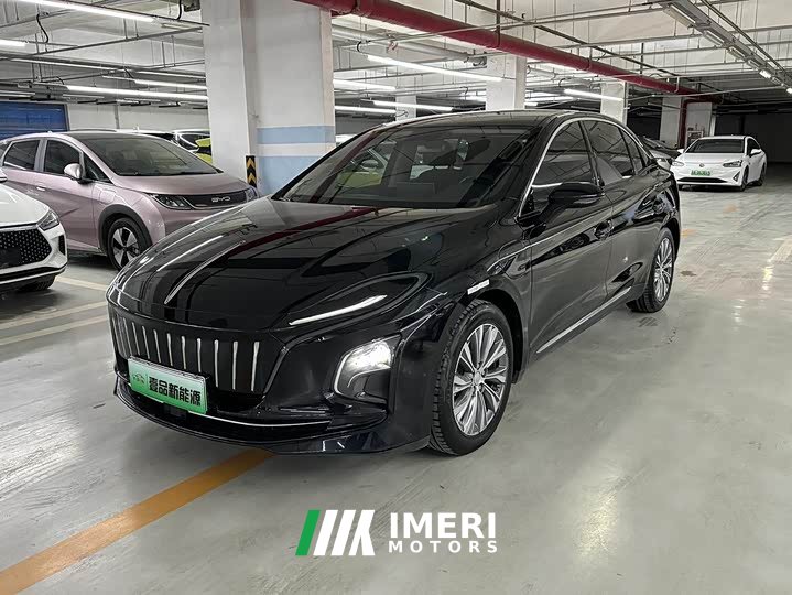 Hongqi E-QM5 450km Edition