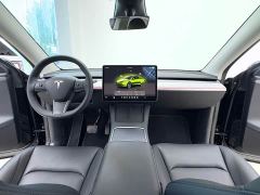 Tesla Model Y Rear-Wheel Drive - ფოტო 17