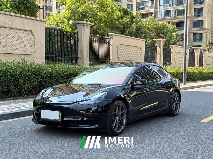 Tesla Model 3 Edition