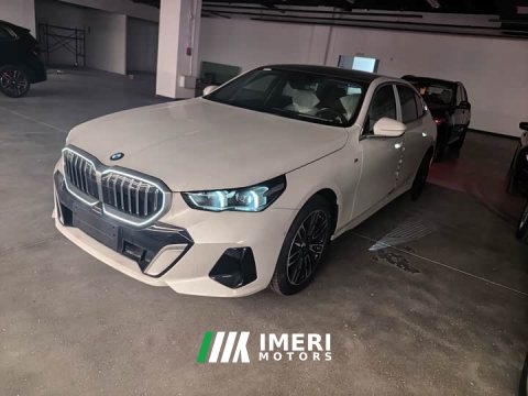 2026 5 2025 Model 530Li Version M - ავტომობილი ჩინეთიდან