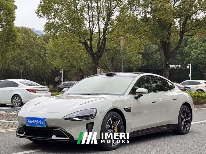 Xiaomi SU7 AWDUltra Long RangeSmart DriveMax Edition