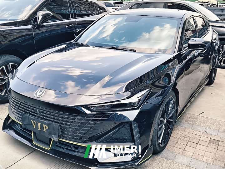 Changan UNI-V 1.5T Premium Version