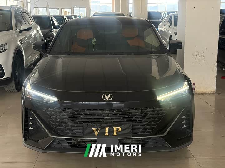 Changan UNI-V 1.5T Premium Version