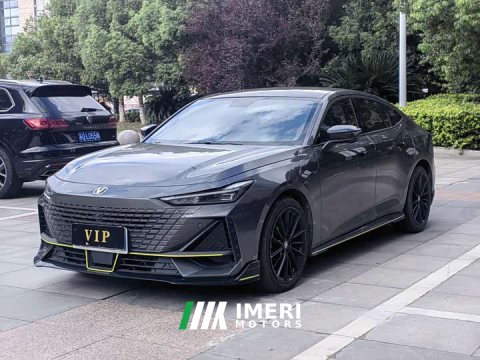 2022 UNI-V 2022 Model 1.5T Edition - ავტომობილი ჩინეთიდან