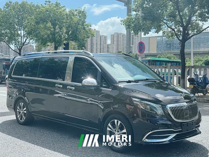 Mercedes-Benz Vito 2.0T Business Edition 7-Seater