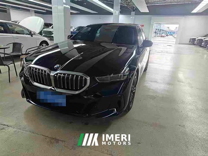 BMW 5 525i M