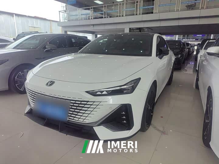 Changan UNI-V 1.5T Premium Version