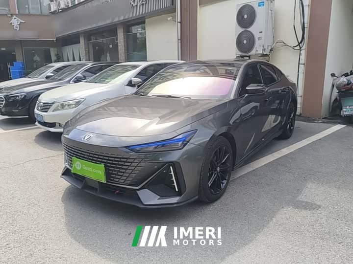Changan UNI-V 1.5T Premium Version