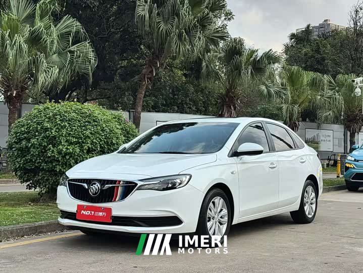 Mercedes-Benz Yinglang 1.5L automatic elite