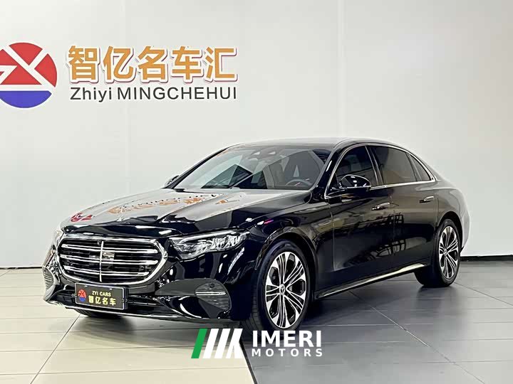 Mercedes-Benz E 300 L Luxury Version