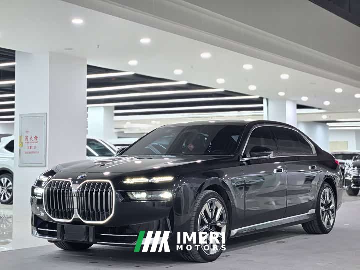 BMW 7 740Li Deluxe Version Luxury