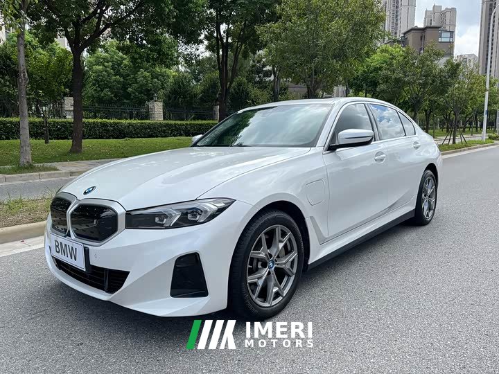 BMW i3 eDrive 35 L